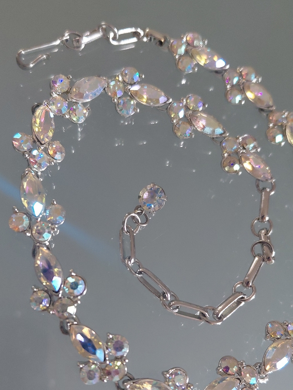 Vintage CORO Signed Aurora Borealis Rhinestone Silver Tone Necklace - Picture 6 of 8